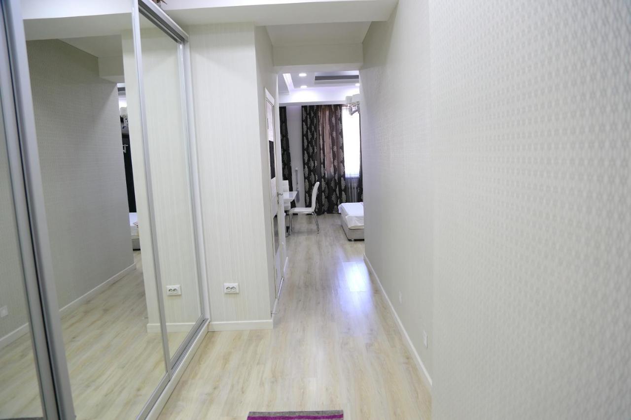 Promenade Boutique Apartment Biszkek Zewnętrze zdjęcie