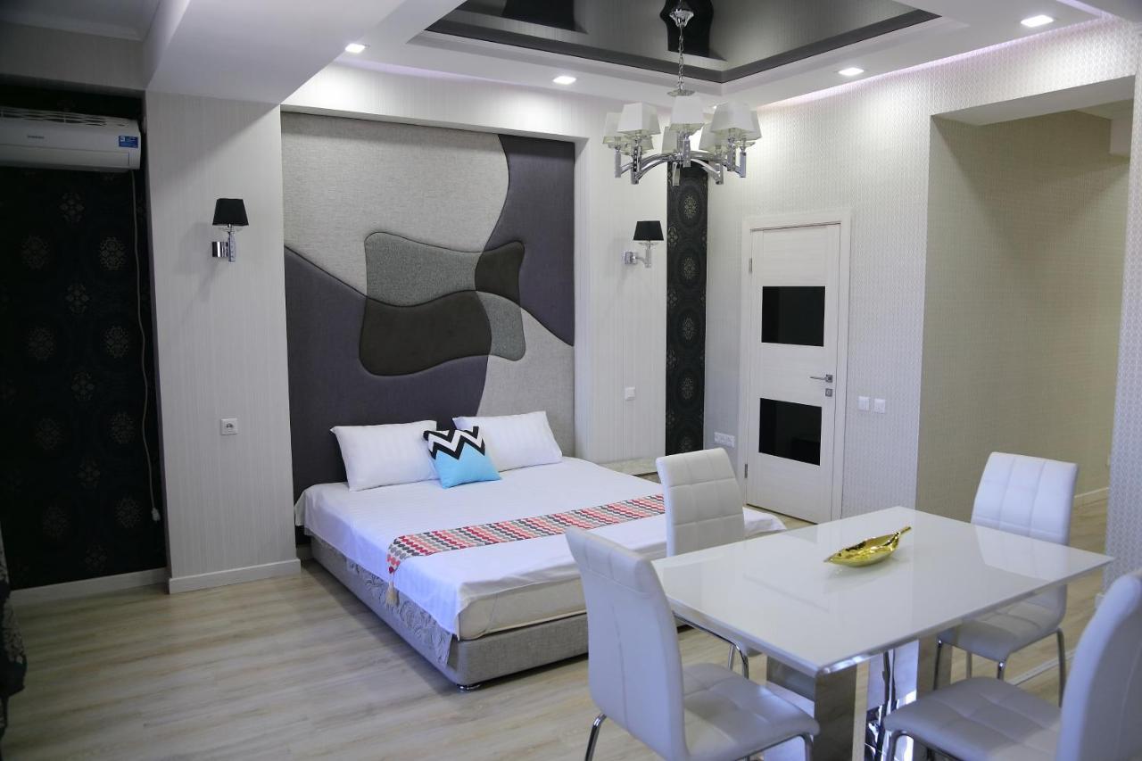 Promenade Boutique Apartment Biszkek Zewnętrze zdjęcie